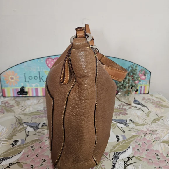 Coach Chelsie Pebbled Leather Shoulder Bag in Brown - Picture 4 of 9